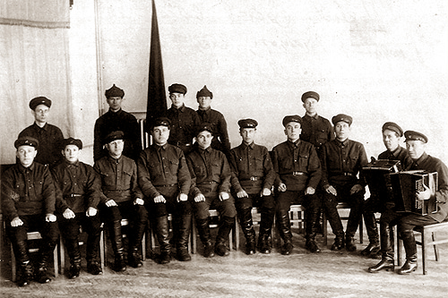 Первый состав ансамбля, 1928 год
