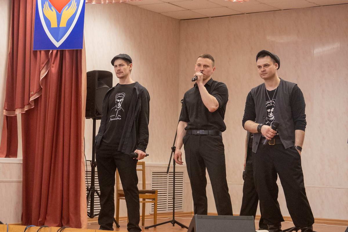 Группа «Лесоповал»