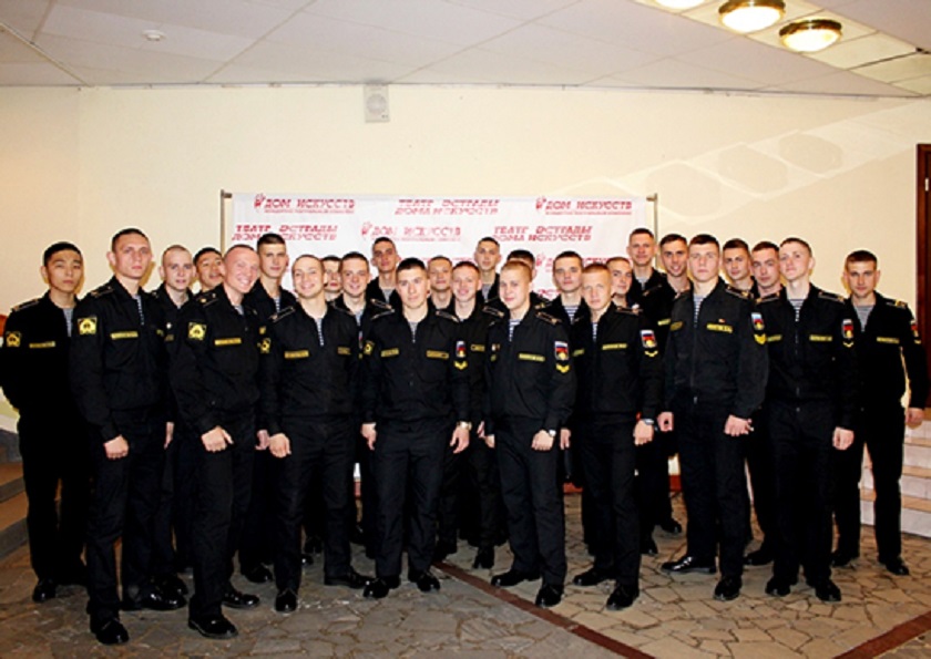 Команда Калининградского филиала ВУНЦ ВМФ «Морские волки»