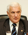 nikonov.jpg