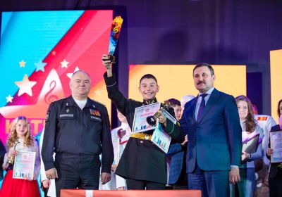 ГЛАВНЫЙ ПРИЗ ФЕСТИВАЛЯ-КОНКУРСА «КАТЮША-ЮНИОР 2022» ВРУЧЕН СЕВАСТОПОЛЬЦУ ПЛАТОНУ ДУБИНИНУ