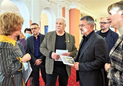 ВЫСТАВКУ ПРОИЗЕДЕНИЙ НАРОДНОГО ХУДОЖНИКА РОССИИ ЕВГЕНИЯ КОРНЕЕВА В ЦДРА ОТКРЫВАЕТ КАРТИНА «М.В.ФРУНЗЕ. ПОРТРЕТ ЭПОХИ»