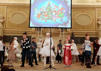 Новогодняя елка для семей военнослужащих